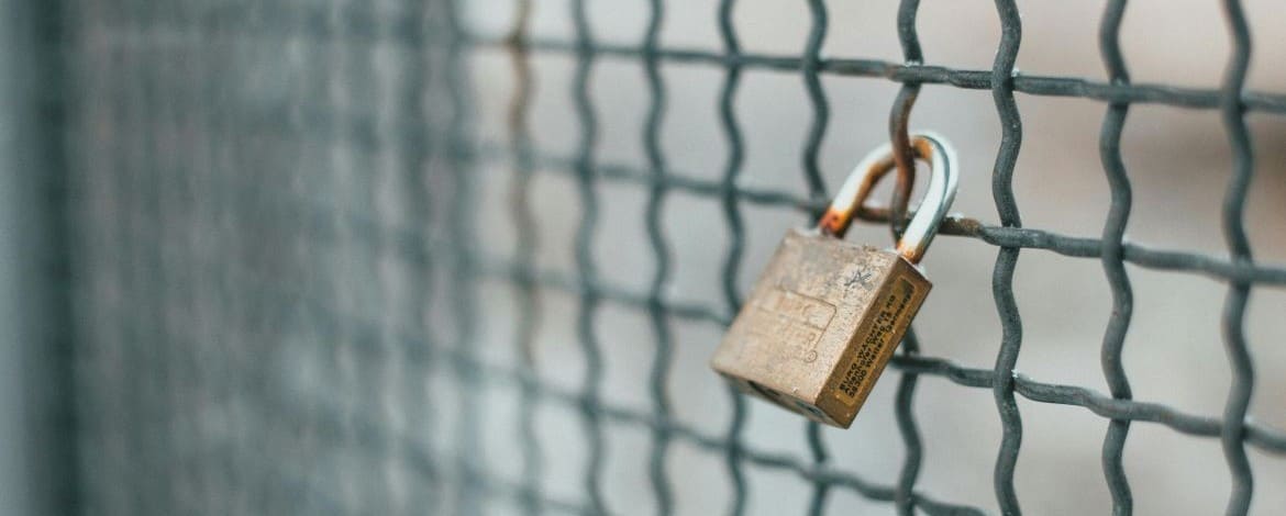 Assurances micro-entreprise : Guide complet et obligations en 2026